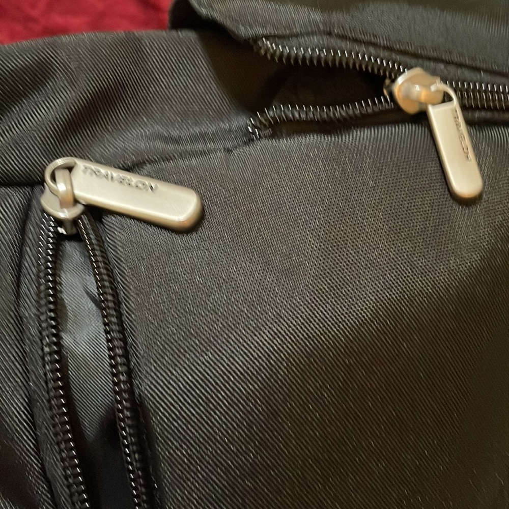 Travelon- RFID Anti theft travel bag - Picture 10 of 14
